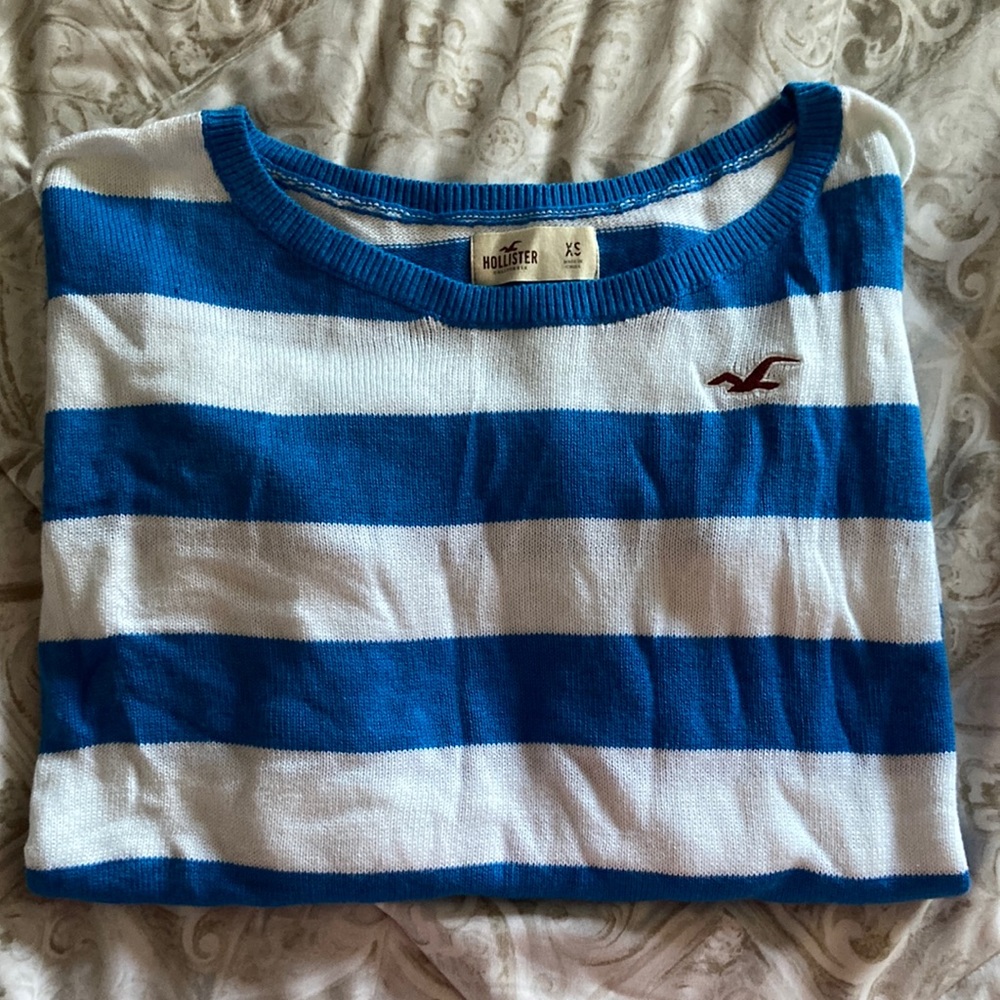 NWOT Women’s Hollister Sweater
